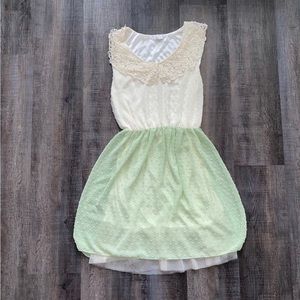 Dainty Sugar Boutique dress Lace and Pearls